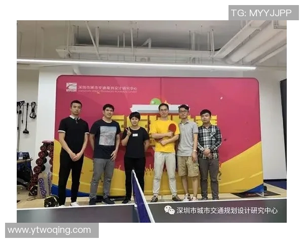 小罗足球鞋的魅力与科技结合让你在球场上尽显风采